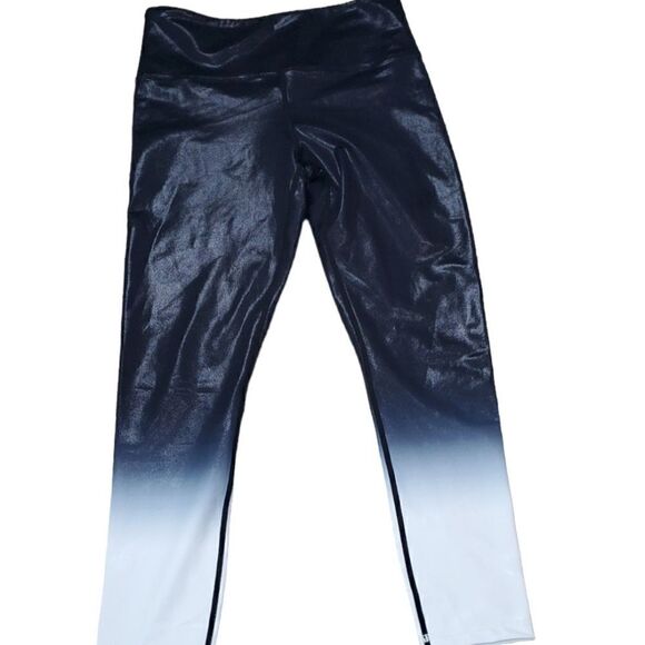 Zyia Active Light & Tight Metalic Black, White & Blue Ombrie Leggings - Picture 4 of 7